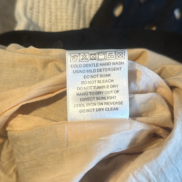 Tigerlily Australia Black Nude Tan Eyelet Dress Full Circle Tail Size US 2 - Picture 6 of 6